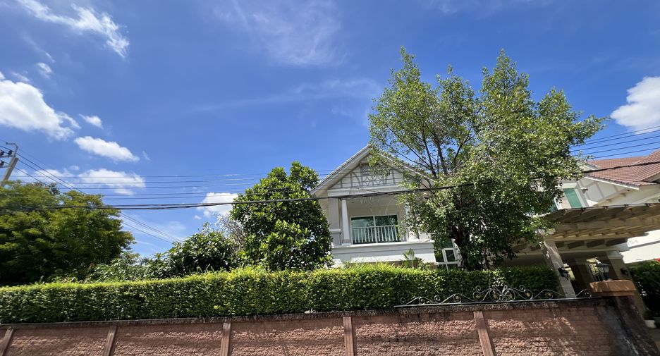 For sale 4 bedrooms house in Pak Kret, Nonthaburi