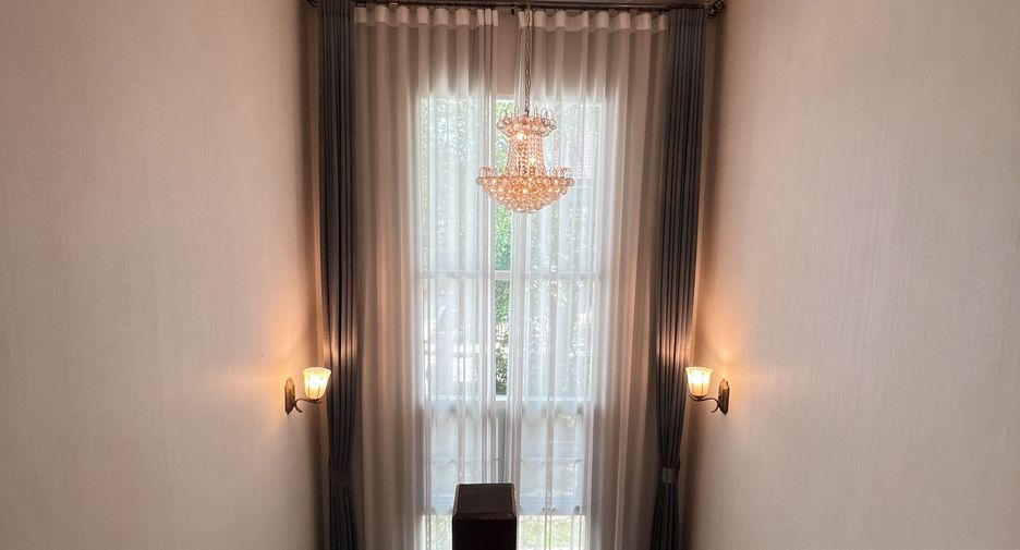 Haus zum Kauf mit 4 Zimmer in Pak Kret, Nonthaburi