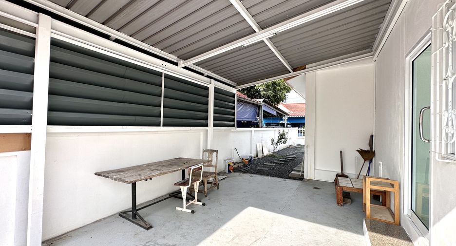 For sale 4 bedrooms house in Mueang Saraburi, Saraburi