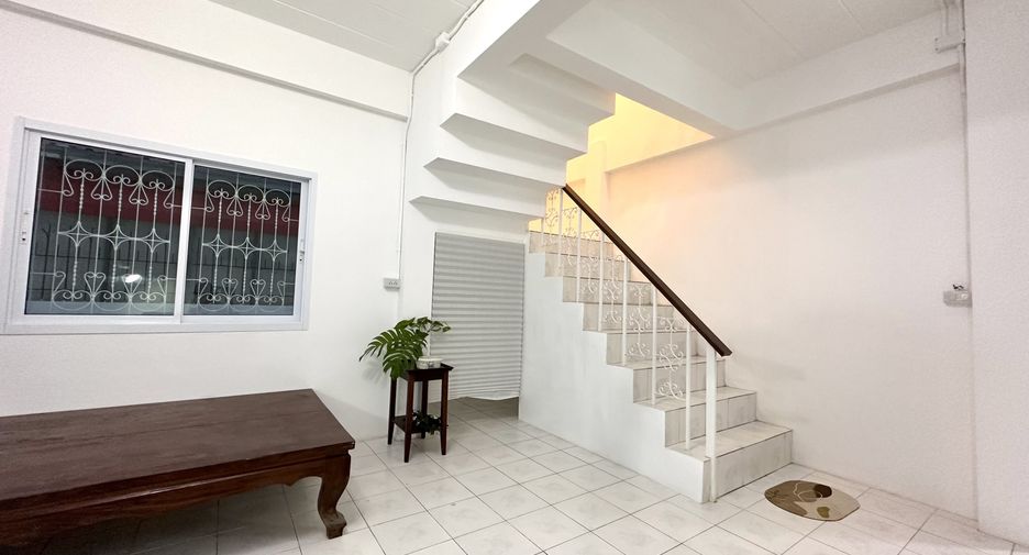 For sale 4 bedrooms house in Mueang Saraburi, Saraburi