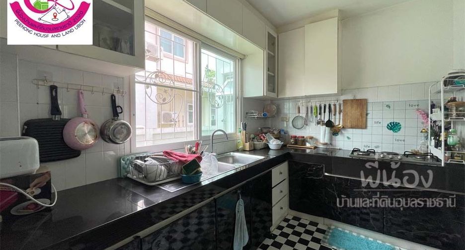 Haus zum Kauf mit 3 Zimmer in Mueang Ubon Ratchathani, Ubon Ratchathani
