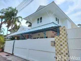 À vendre et à louer 4 chambres maison à Thalang, Phuket