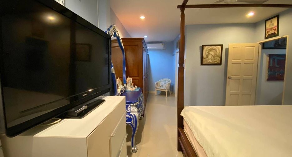For sale and for rent 4 bedrooms house in Thalang, Phuket