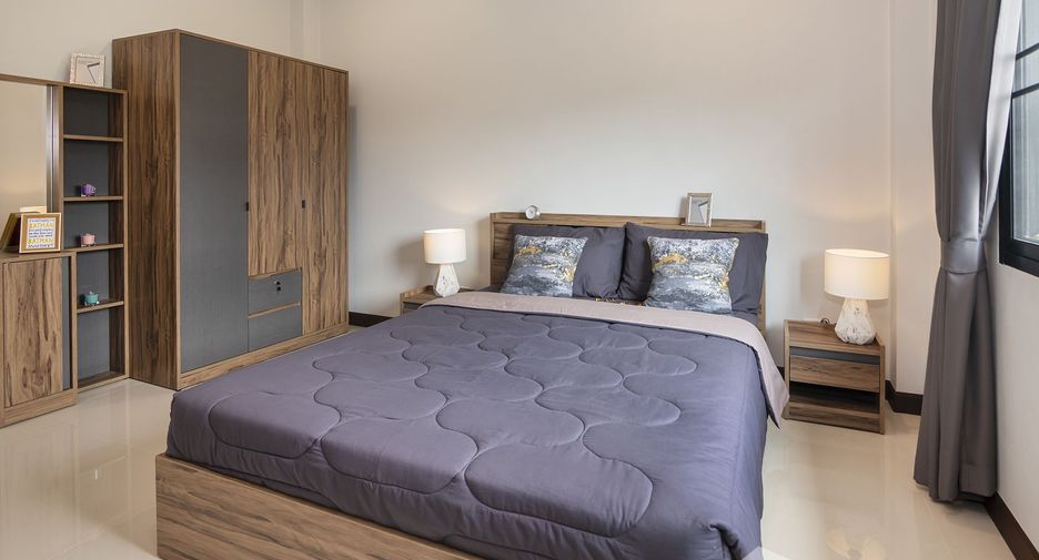 For sale 3 bedrooms house in Mueang Phitsanulok, Phitsanulok