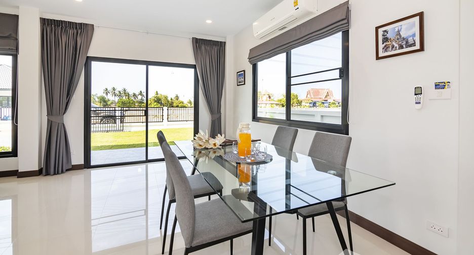 For sale 3 bedrooms house in Mueang Phitsanulok, Phitsanulok