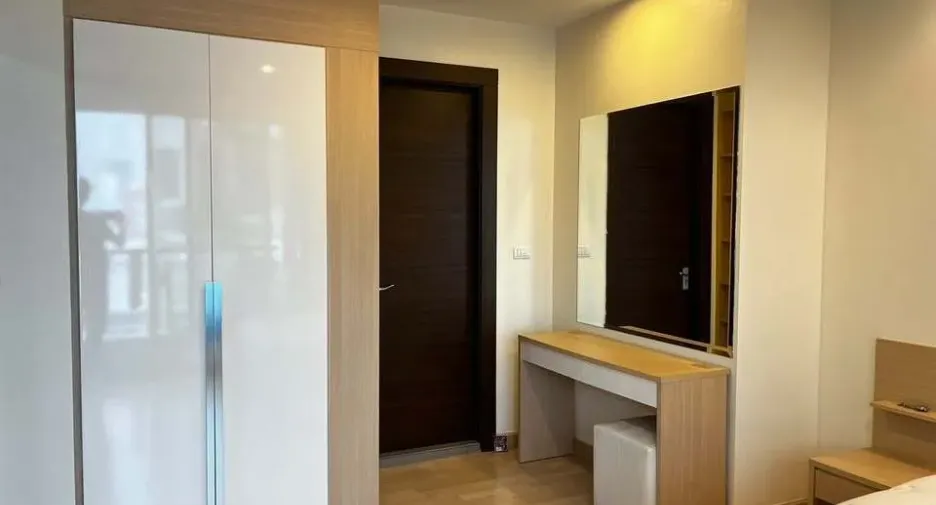 Wohnung zum Kauf und zur Miete mit 1 Zimmer in Huai Khwang, Bangkok