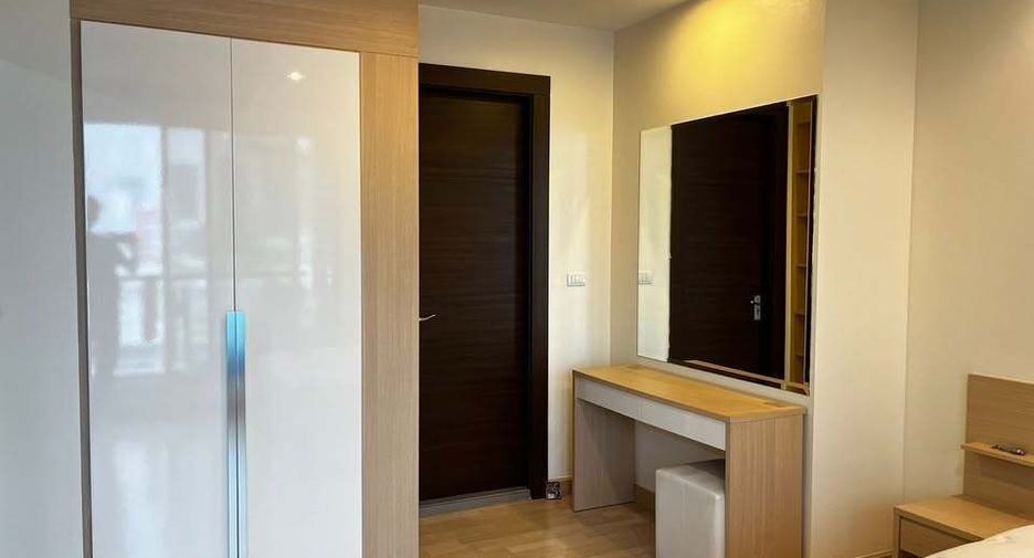 For sale and for rent 1 bed condo in Huai Khwang, Bangkok