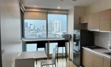 Condo en venta y en alquiler de 1 habitaciones en Huai Khwang, Bangkok