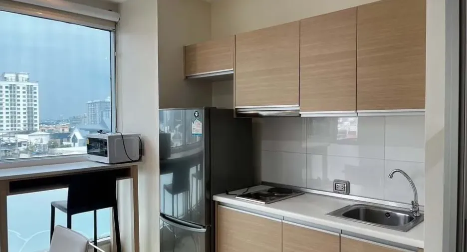 Wohnung zum Kauf und zur Miete mit 1 Zimmer in Huai Khwang, Bangkok