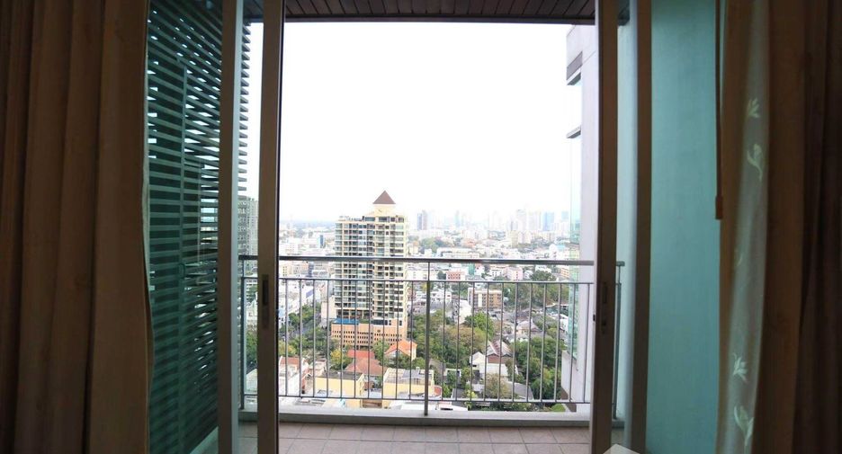 For sale 1 bed condo in Sathon, Bangkok