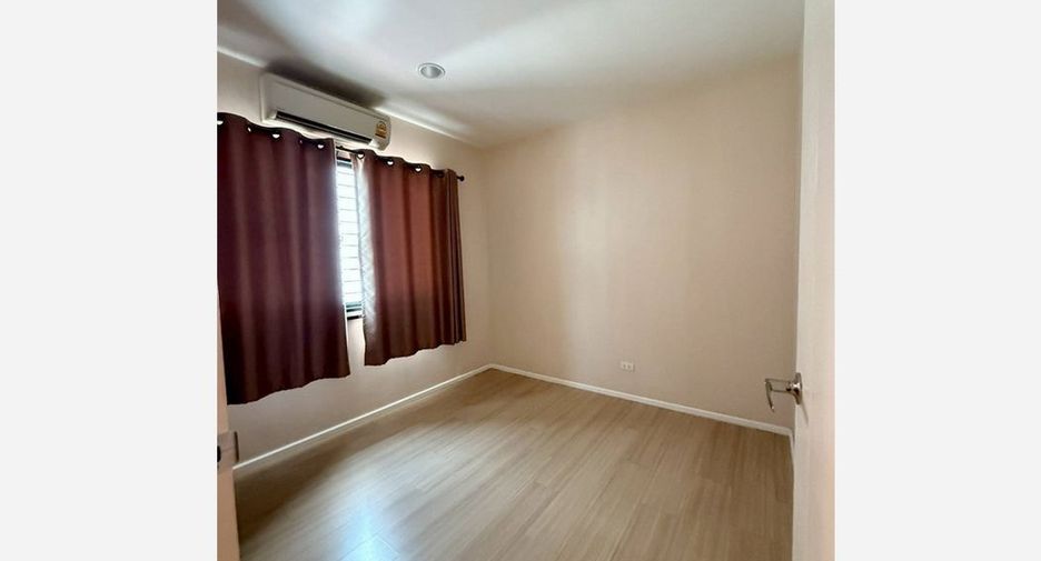 For sale 3 bedrooms townhouse in Mueang Nonthaburi, Nonthaburi