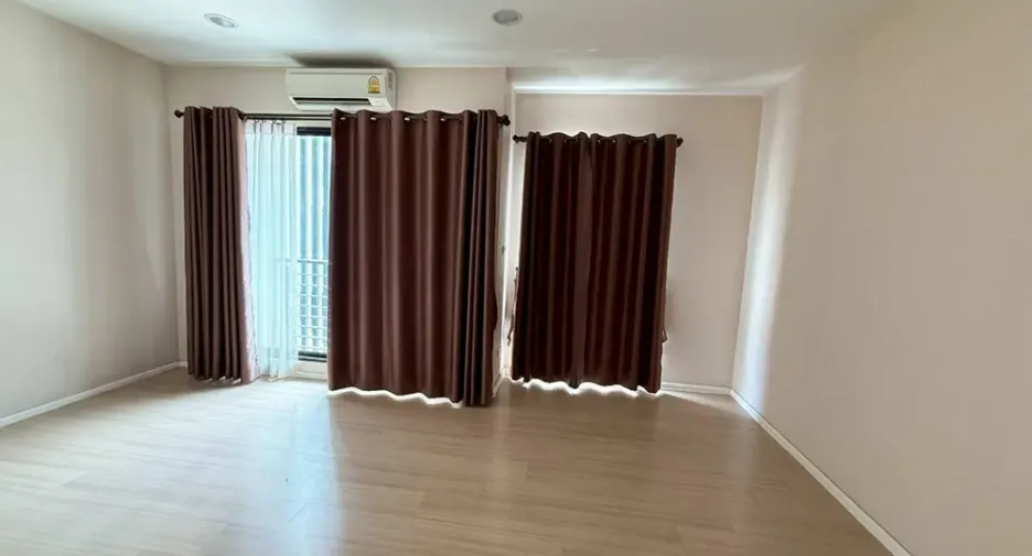 For sale 3 ベッドルーム townhouse in Mueang Nonthaburi, Nonthaburi