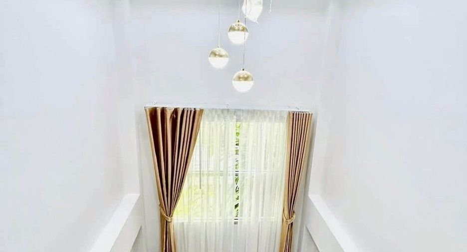 For rent 3 bedrooms villa in Mueang Phuket, Phuket