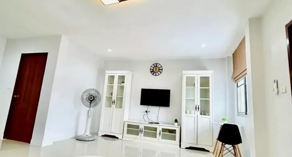 For rent 3 bedrooms villa in Mueang Phuket, Phuket