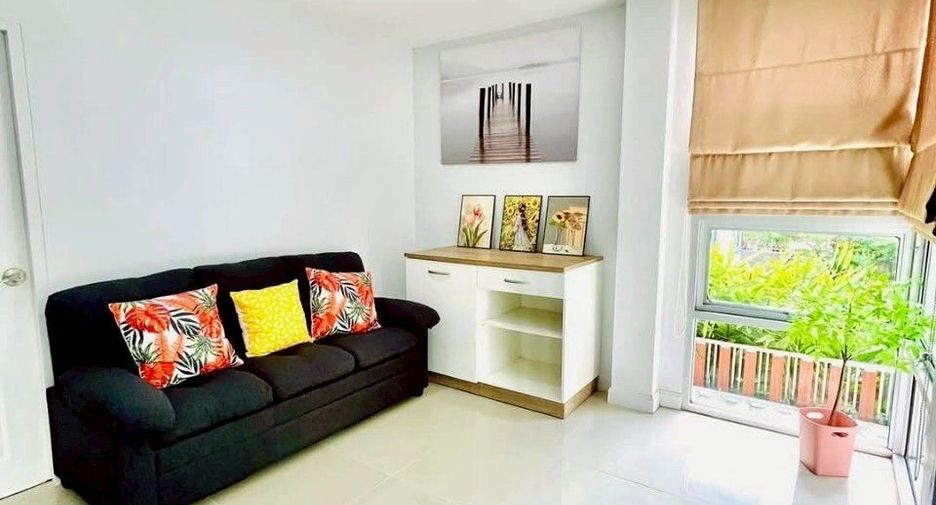 For rent 3 bedrooms villa in Mueang Phuket, Phuket