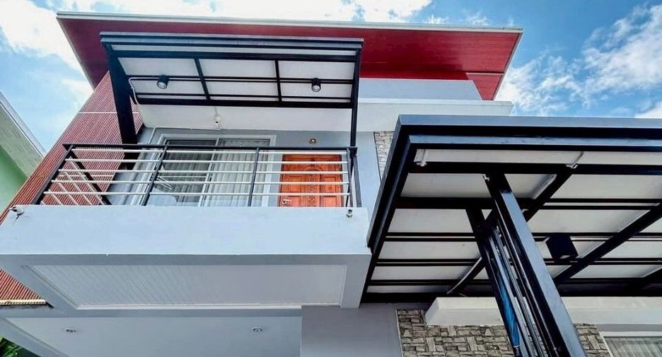 For rent 3 bedrooms villa in Mueang Phuket, Phuket