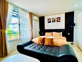 À louer 3 chambres villa à Mueang Phuket, Phuket