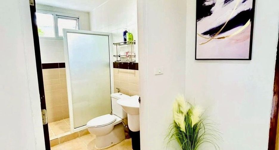 For rent 3 bedrooms villa in Mueang Phuket, Phuket