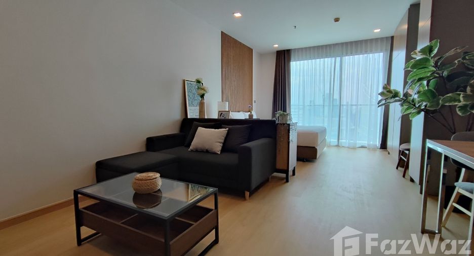 For sale 1 bed condo in Khlong Toei, Bangkok