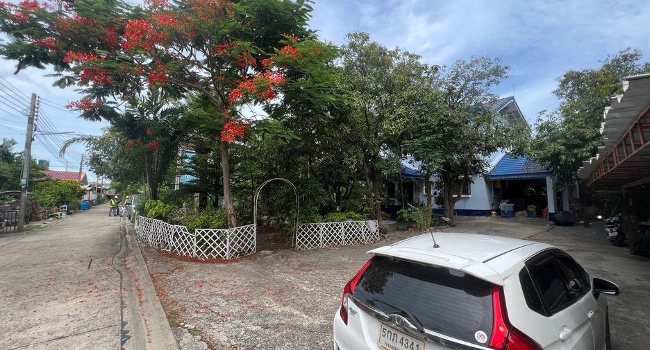 Haus zum Kauf mit 1 Zimmer in Phra Pradaeng, Samut Prakan