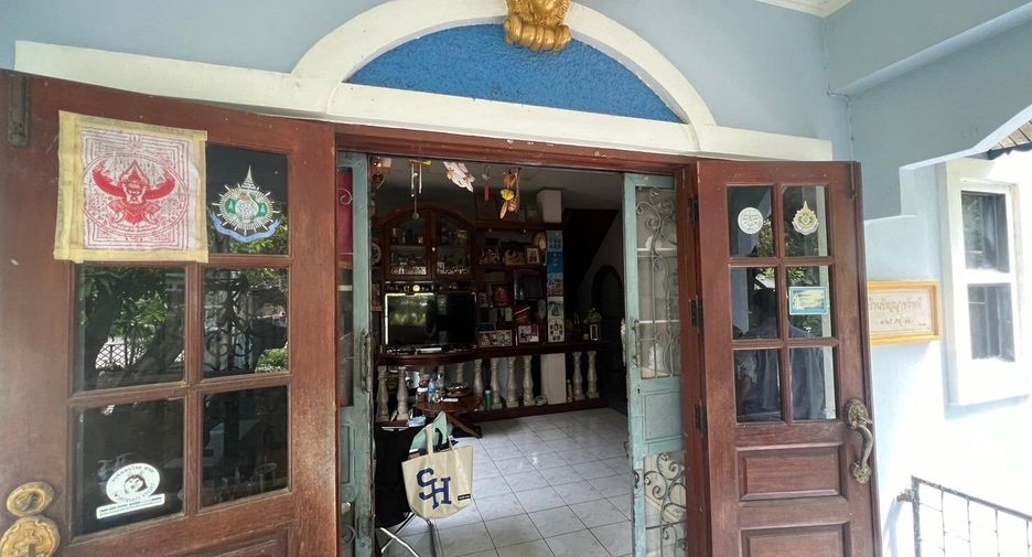 Haus zum Kauf mit 1 Zimmer in Phra Pradaeng, Samut Prakan