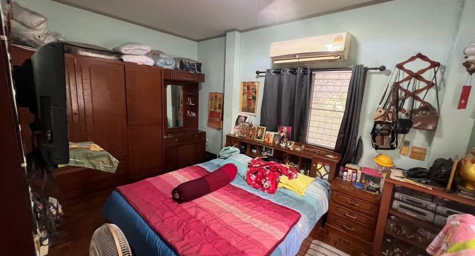 Haus zum Kauf mit 1 Zimmer in Phra Pradaeng, Samut Prakan