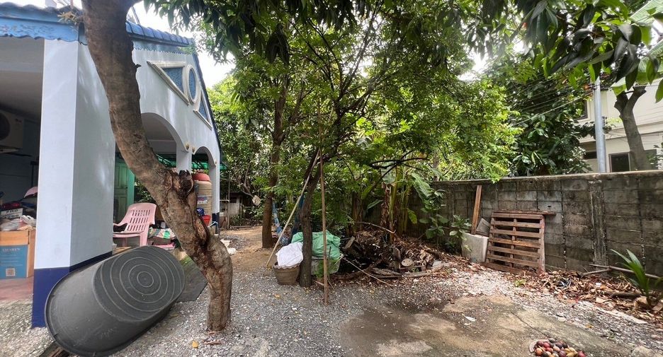 Haus zum Kauf mit 1 Zimmer in Phra Pradaeng, Samut Prakan