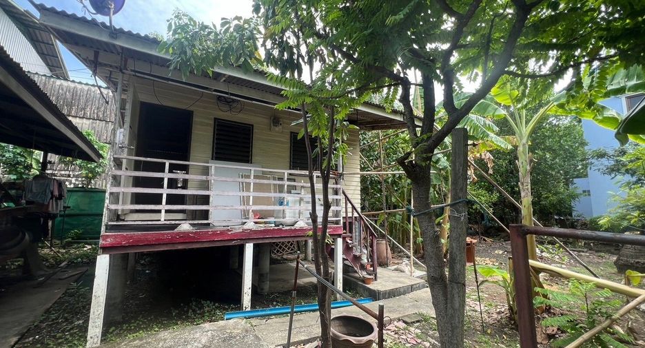 Haus zum Kauf mit 1 Zimmer in Phra Pradaeng, Samut Prakan