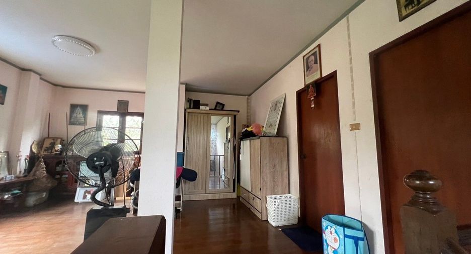 Haus zum Kauf mit 1 Zimmer in Phra Pradaeng, Samut Prakan