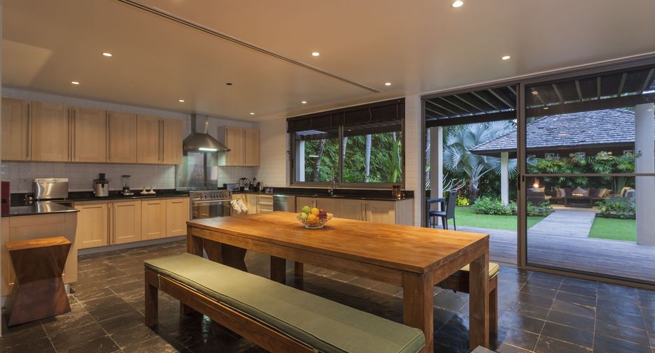 For rent 4 bedrooms villa in Thalang, Phuket