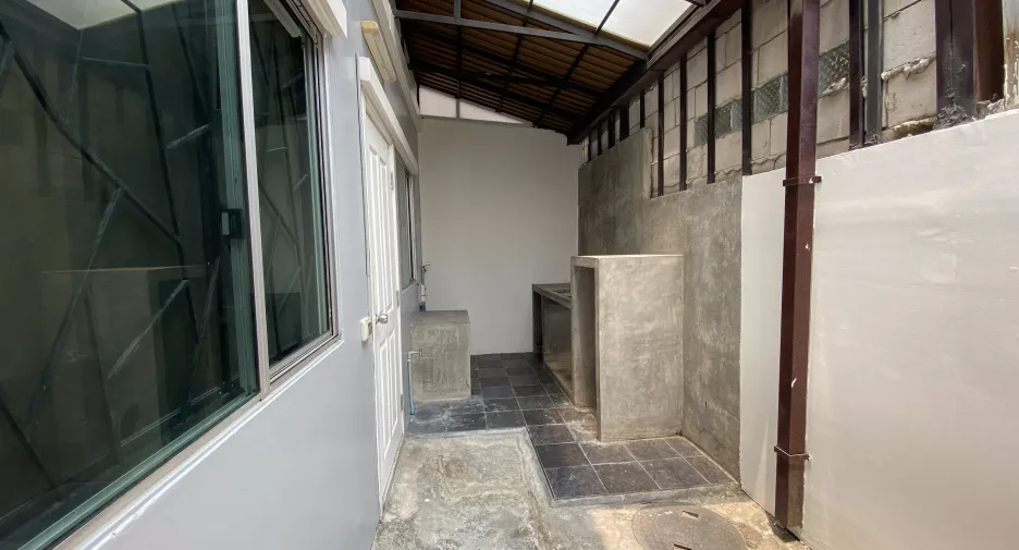 À vendre 3 chambres maison de ville à Sam Phran, Nakhon Pathom