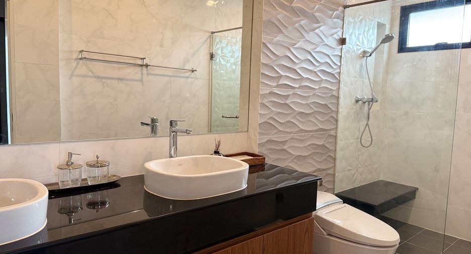 For sale and for rent 4 bedrooms house in Prawet, Bangkok