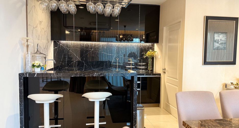 For sale and for rent 4 bedrooms house in Prawet, Bangkok