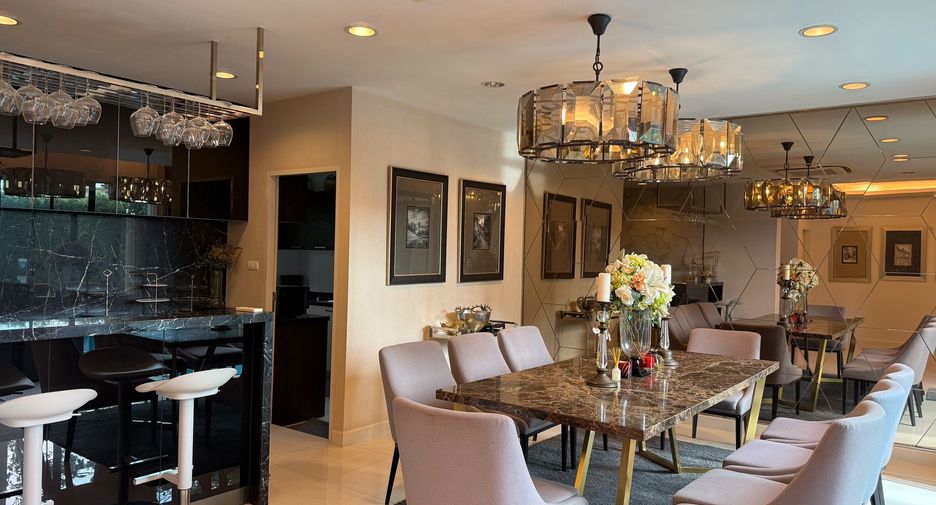 For sale and for rent 4 bedrooms house in Prawet, Bangkok