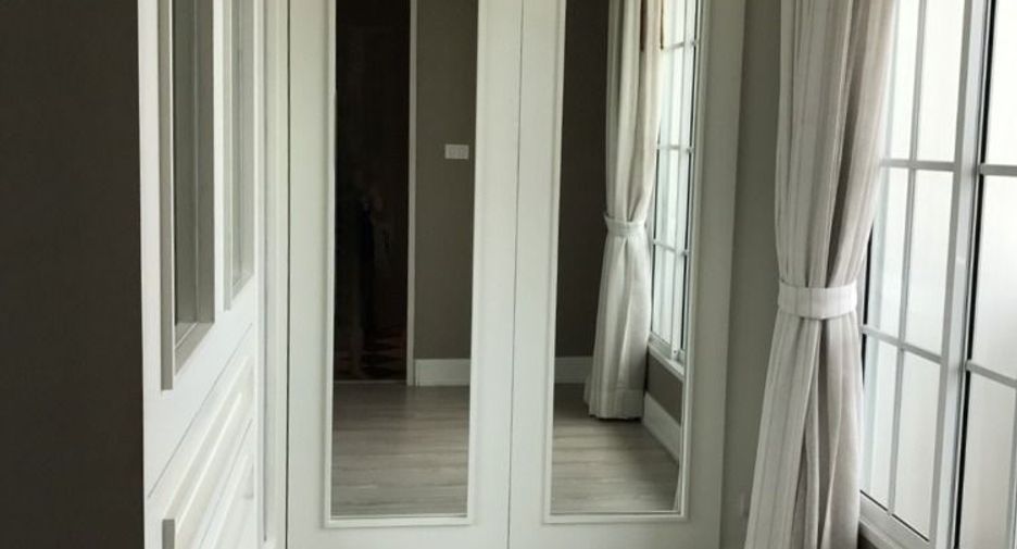 Reihenhaus zum Kauf mit 3 Zimmer in Bang Kapi, Bangkok