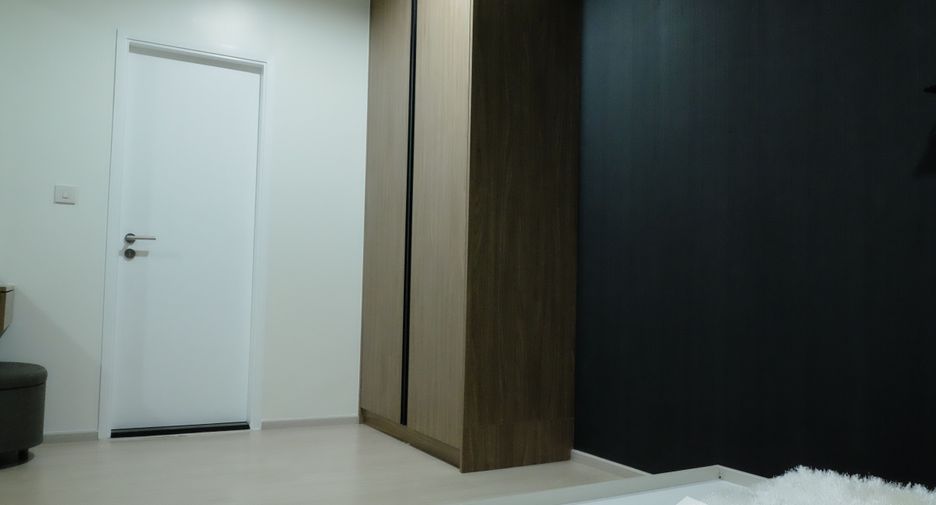 For sale 1 bed condo in Mueang Samut Prakan, Samut Prakan