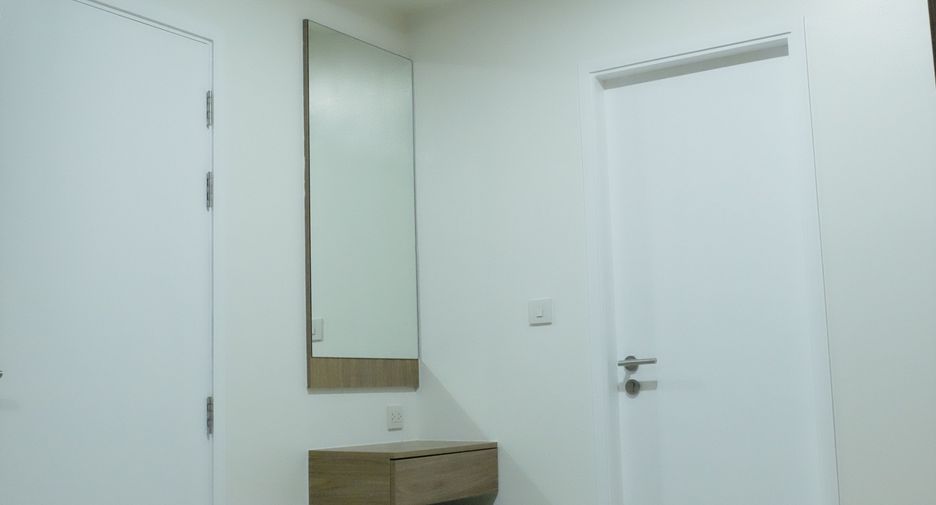 For sale 1 bed condo in Mueang Samut Prakan, Samut Prakan