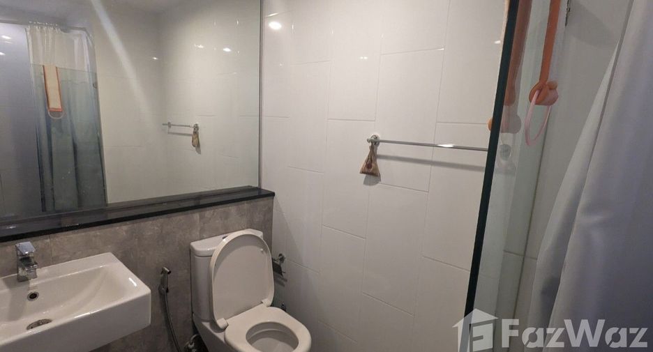 For sale 1 bed condo in Mueang Samut Prakan, Samut Prakan