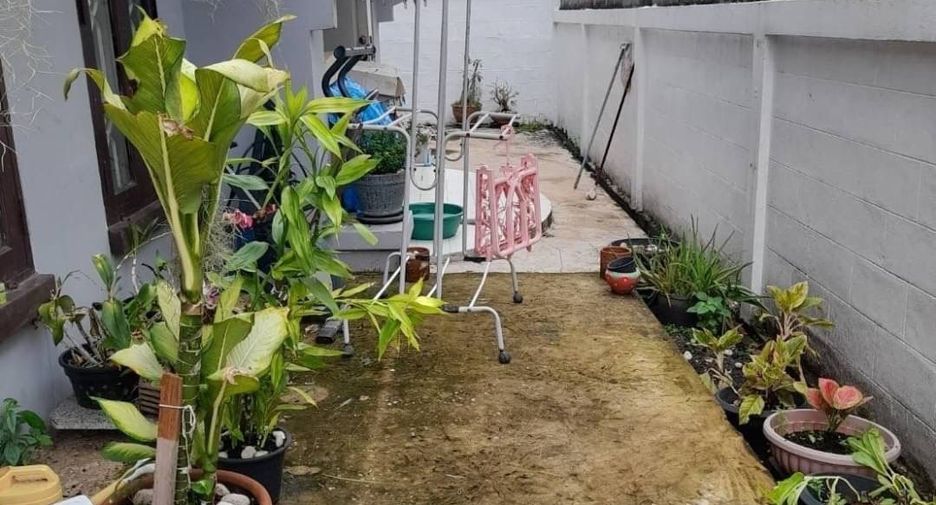 For sale 2 bedrooms townhouse in Mueang Khon Kaen, Khon Kaen