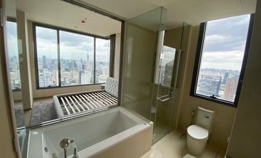 À vendre 2 chambres condo à Watthana, Bangkok