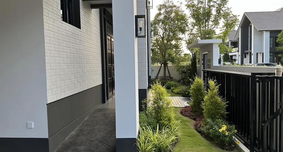 À vendre et à louer 5 chambres maison à Bang Phli, Samut Prakan
