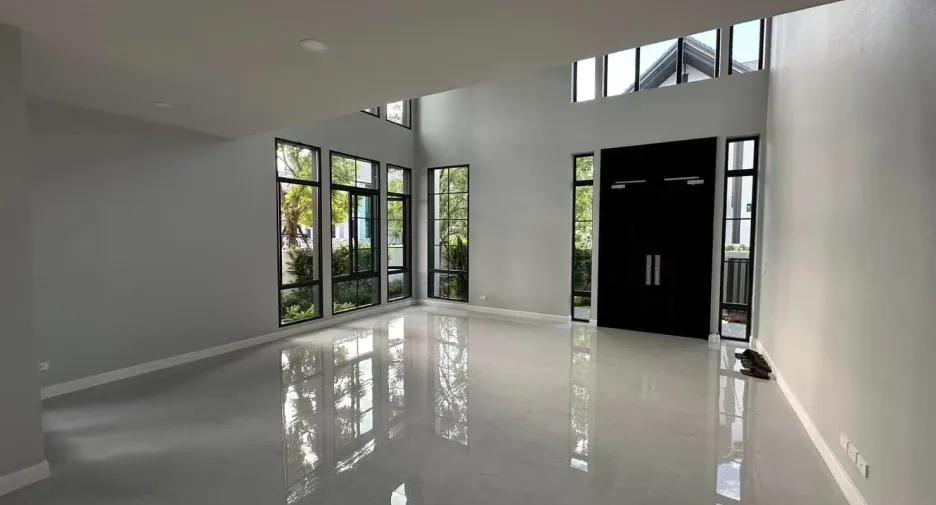 À vendre et à louer 5 chambres maison à Bang Phli, Samut Prakan
