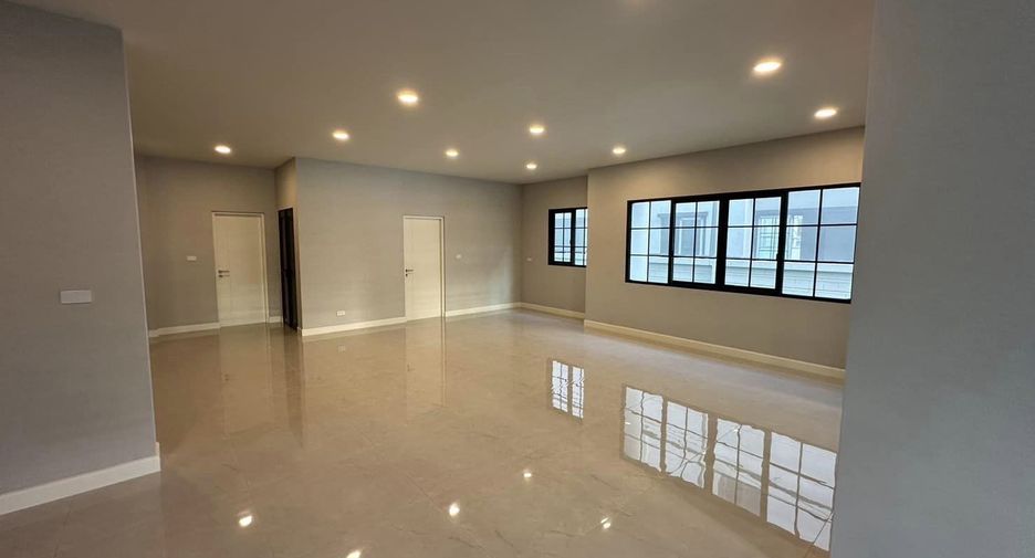 À vendre et à louer 5 chambres maison à Bang Phli, Samut Prakan