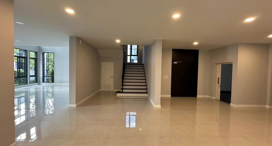 À vendre et à louer 5 chambres maison à Bang Phli, Samut Prakan
