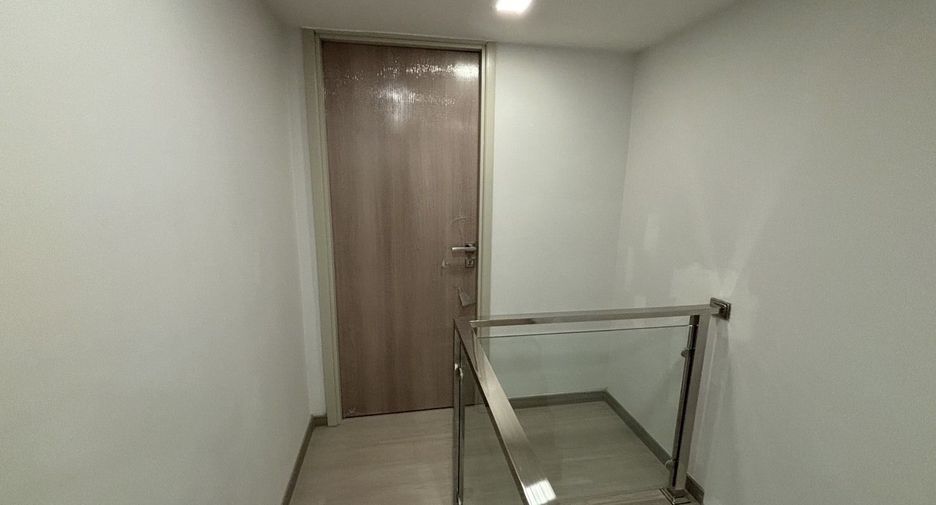 Wohnung zum Kauf mit 3 Zimmer in Huai Khwang, Bangkok