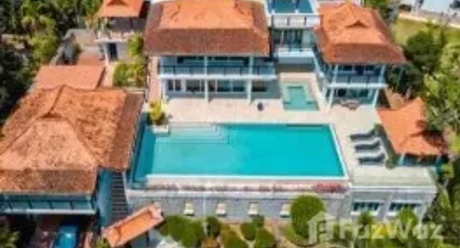Villa en alquiler de 5 habitaciones en Thalang, Phuket