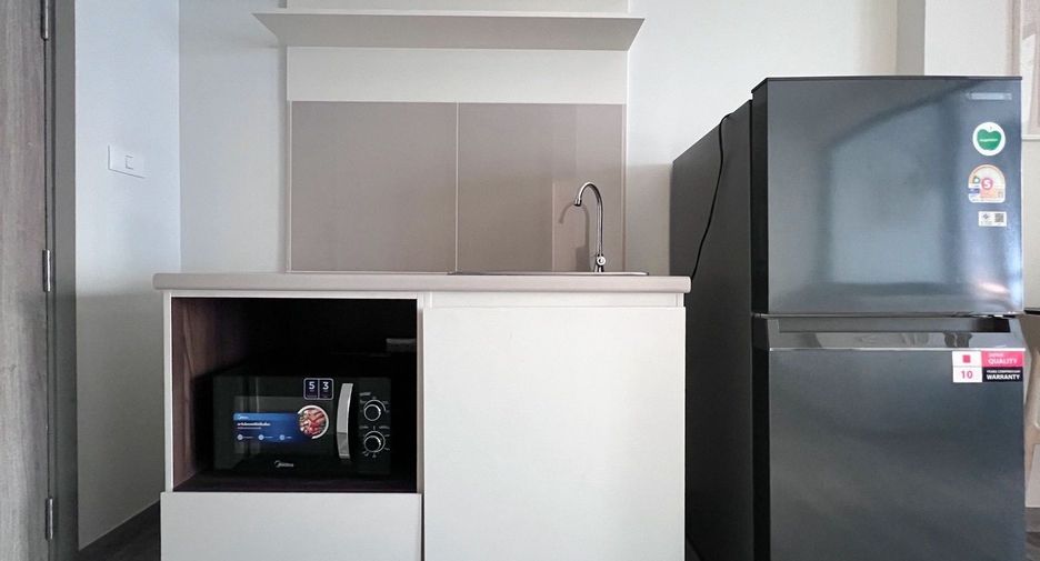 For rent 1 bed condo in Mueang Pathum Thani, Pathum Thani