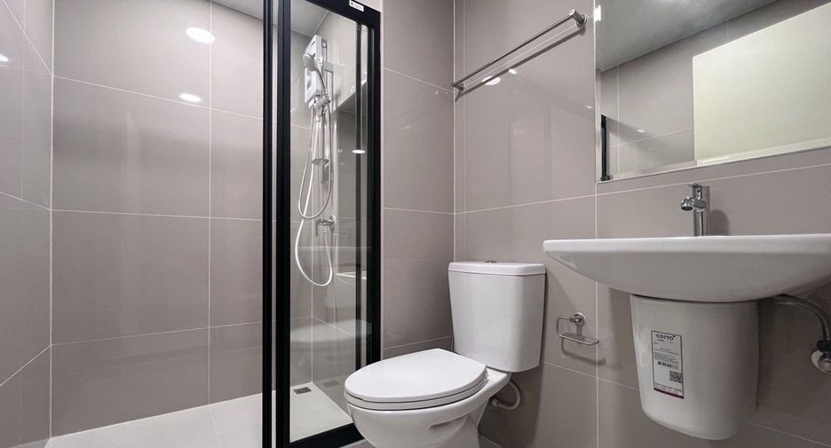 For rent 1 bed condo in Mueang Pathum Thani, Pathum Thani