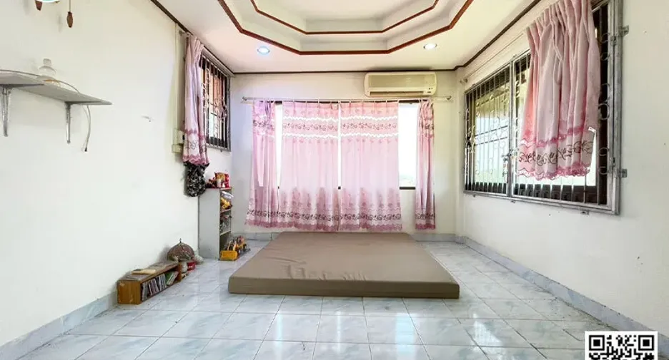 For sale 2 bedrooms house in Mueang Uttaradit, Uttaradit