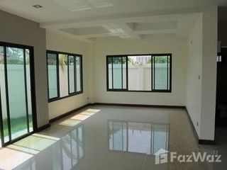 À vendre 3 chambres maison à Mueang Phitsanulok, Phitsanulok